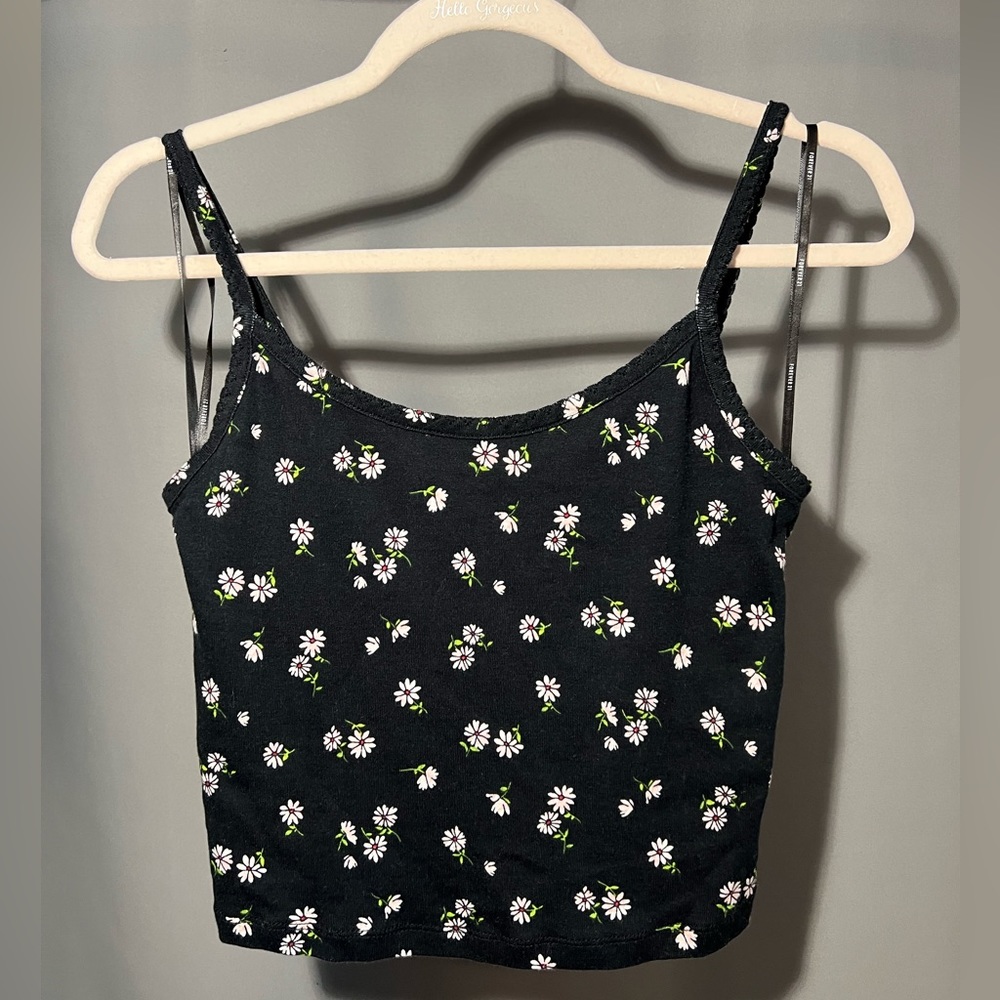Forever 21 Floral Black Crop Tank Top